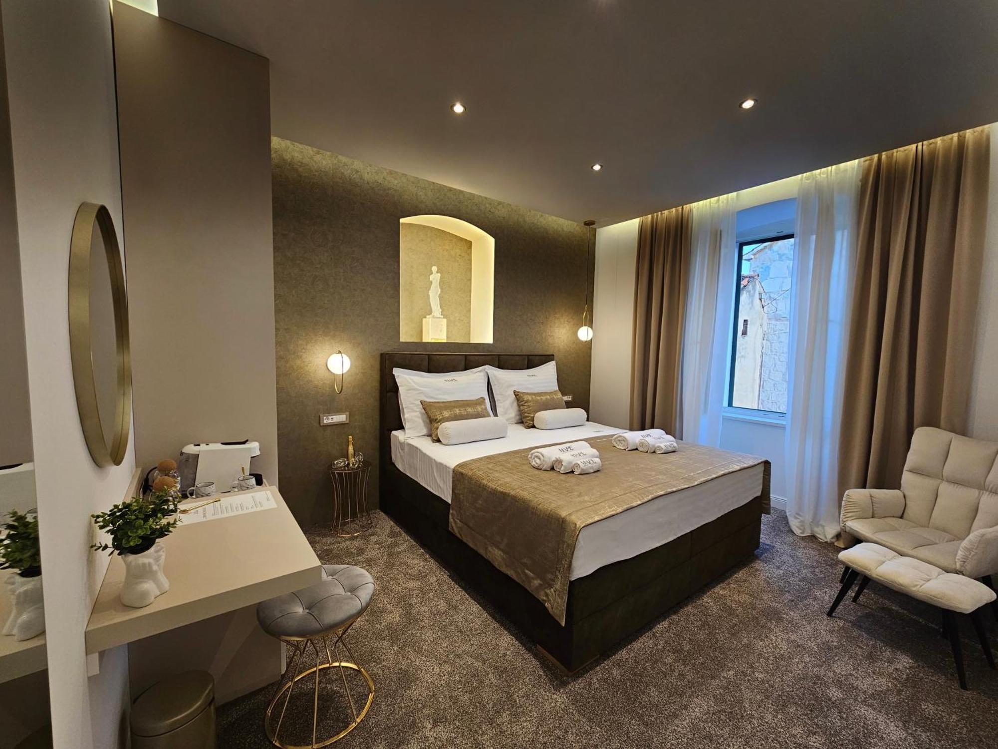 Ma Pe Luxury Rooms Split Exteriör bild